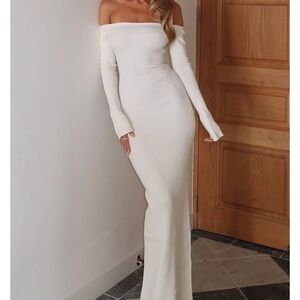 White Fox Boutique Elegant Off-Shoulder White Dress